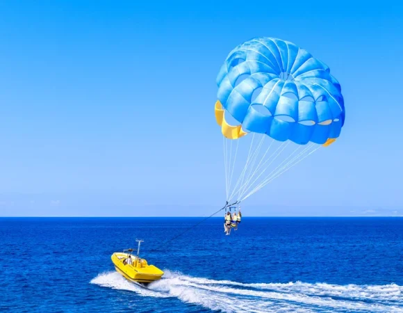Parasailing tour in Sharm El Sheikh City