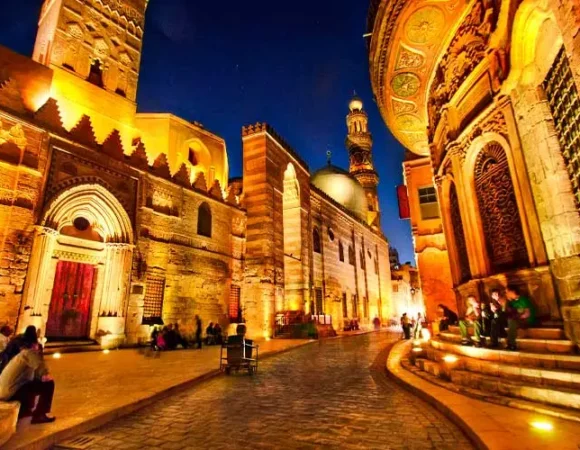 Tour to Cairo by Night from the airport